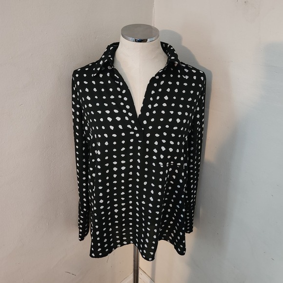 Pleione Tops - PLEIONE Black White Polka Dot Long Sleeve Collared Button Down Shirt‎ Top S